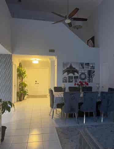 Room for rent in coconut creek