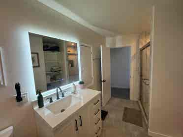 Spacious room with or w/o bathroom