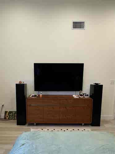 Chic & spacious rooms in Echo Park
