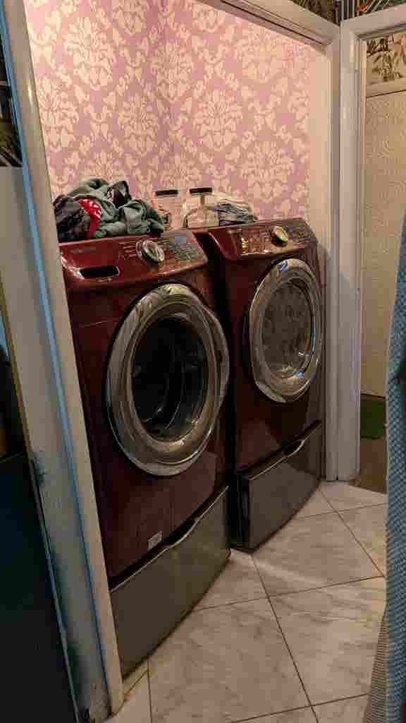 Room for rent September 4th