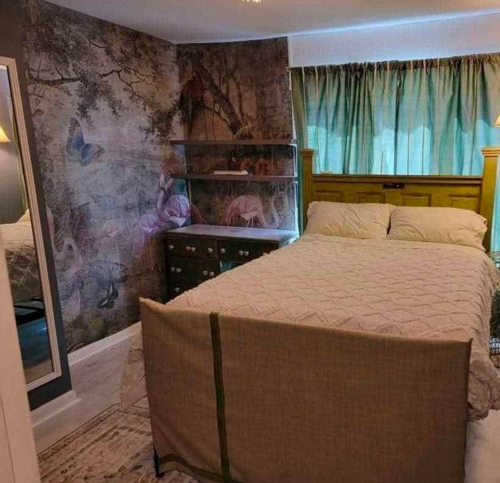 Room for rent June 7th