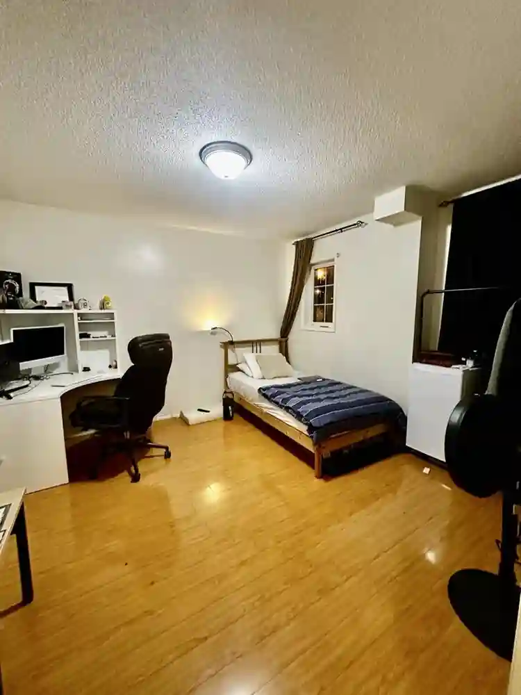 Sublease June till end of August