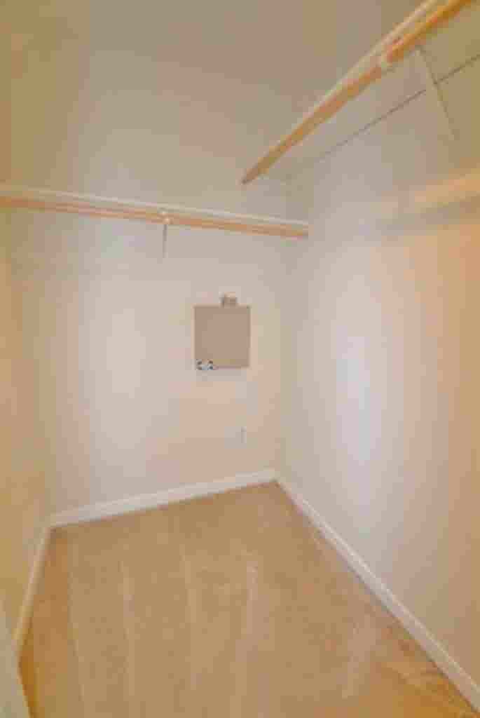 Furnished private room/bathroom