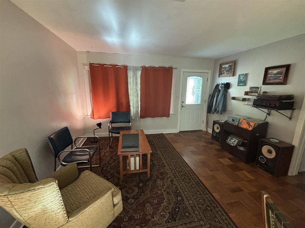 Room for rent near dt Tallahasseee