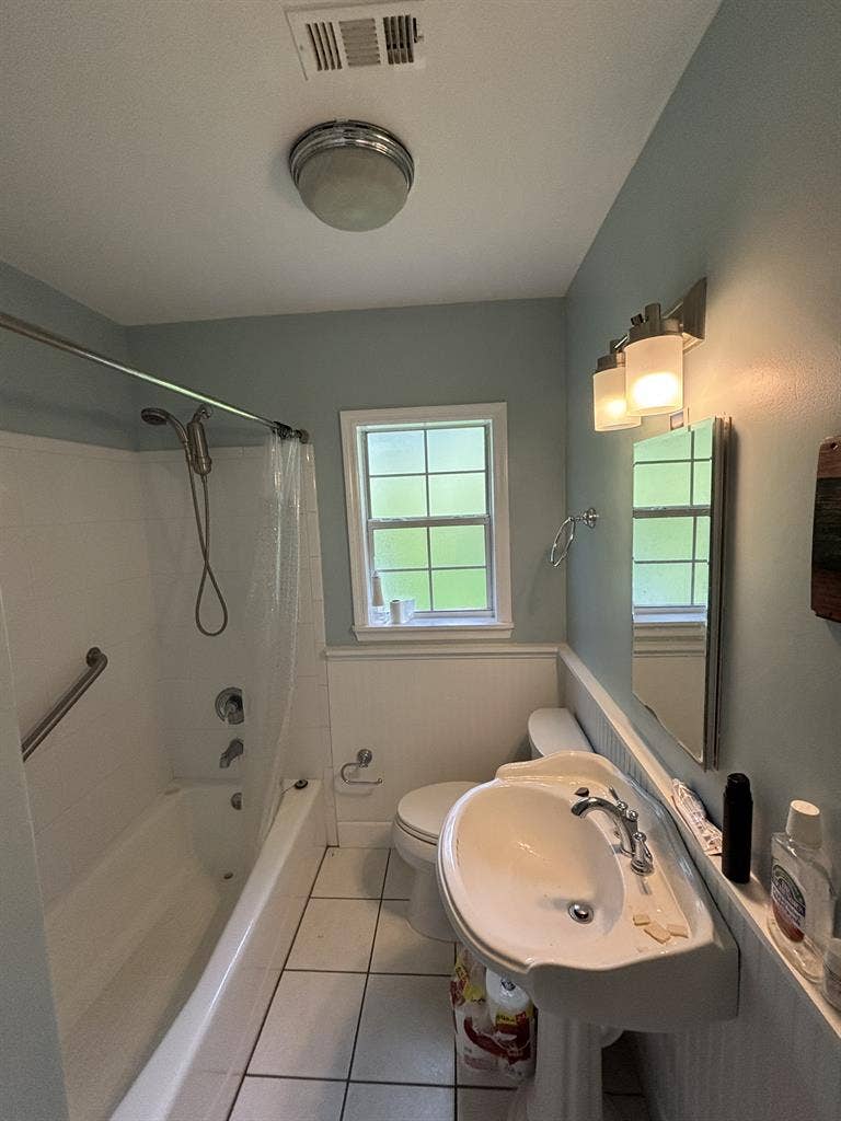 Room for rent near dt Tallahasseee
