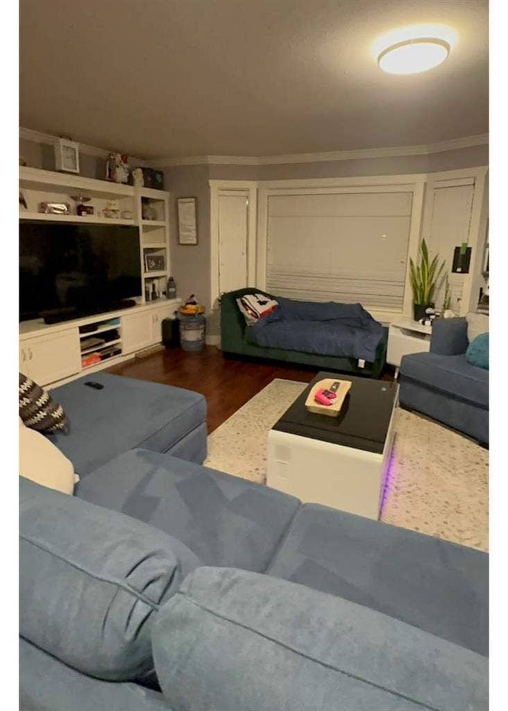Roommates needed for 3 rooms