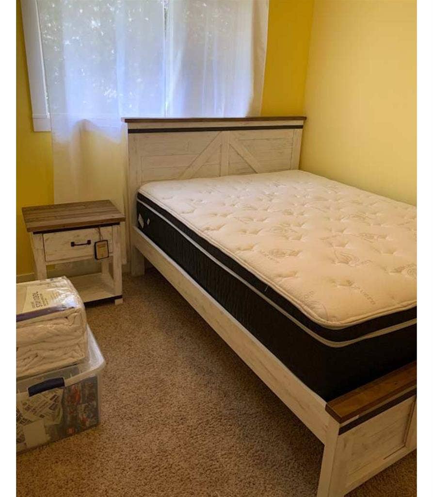 Roommates needed for 3 rooms