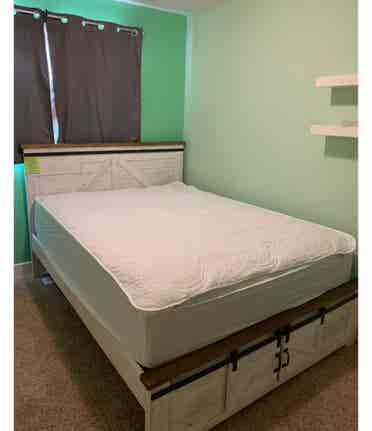 Roommates needed for 3 rooms