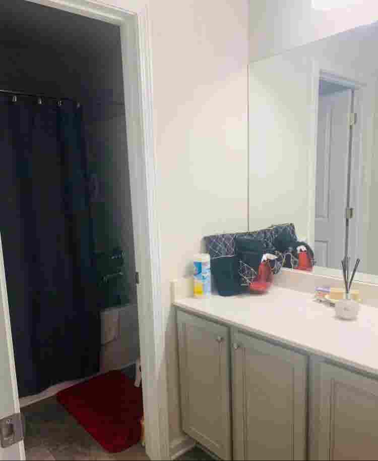 Room for rent in Stonecrest GA!!