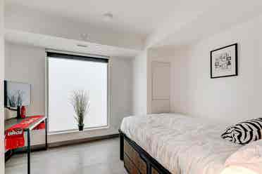 Lease Takeover – Furnished Studio