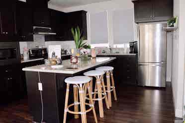 Roomie wanted for a cozy Townhouse