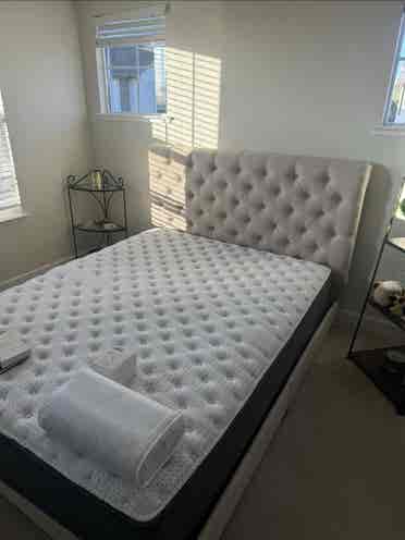 Roomie wanted for a cozy Townhouse