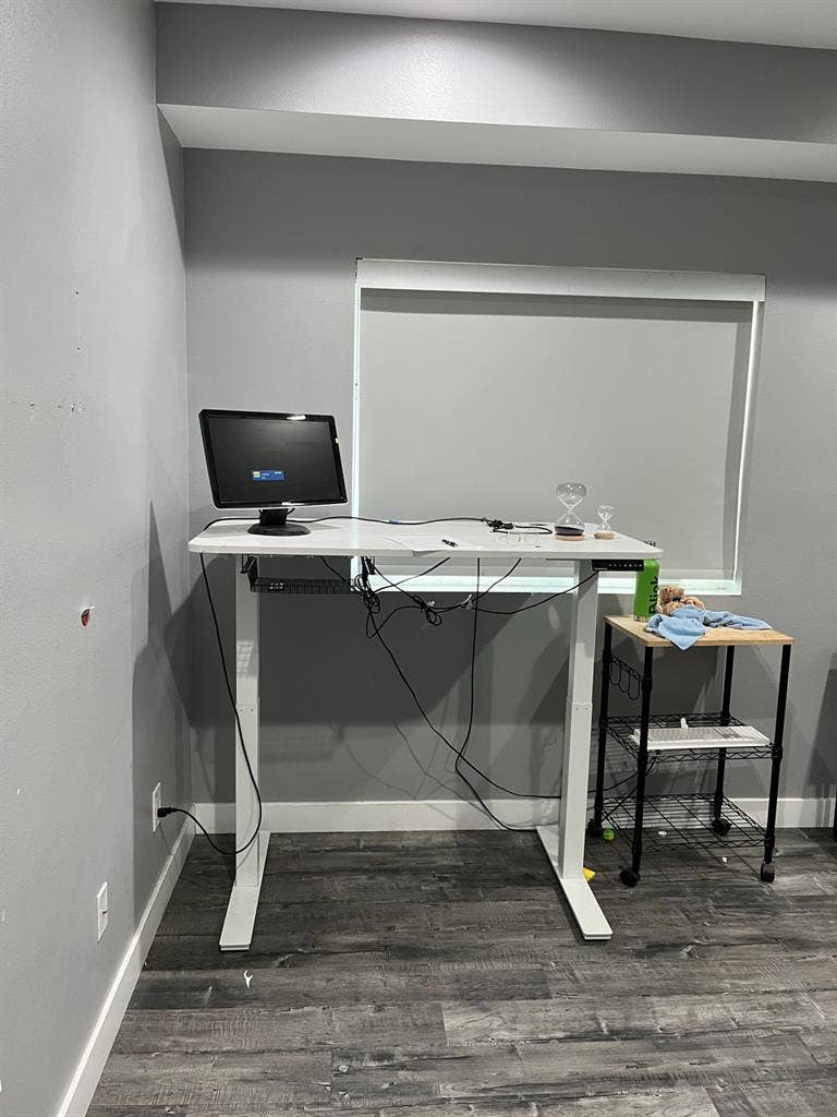 Temporary stay in Ktown apartment