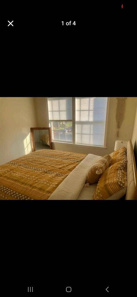 ROOM FOR RENT