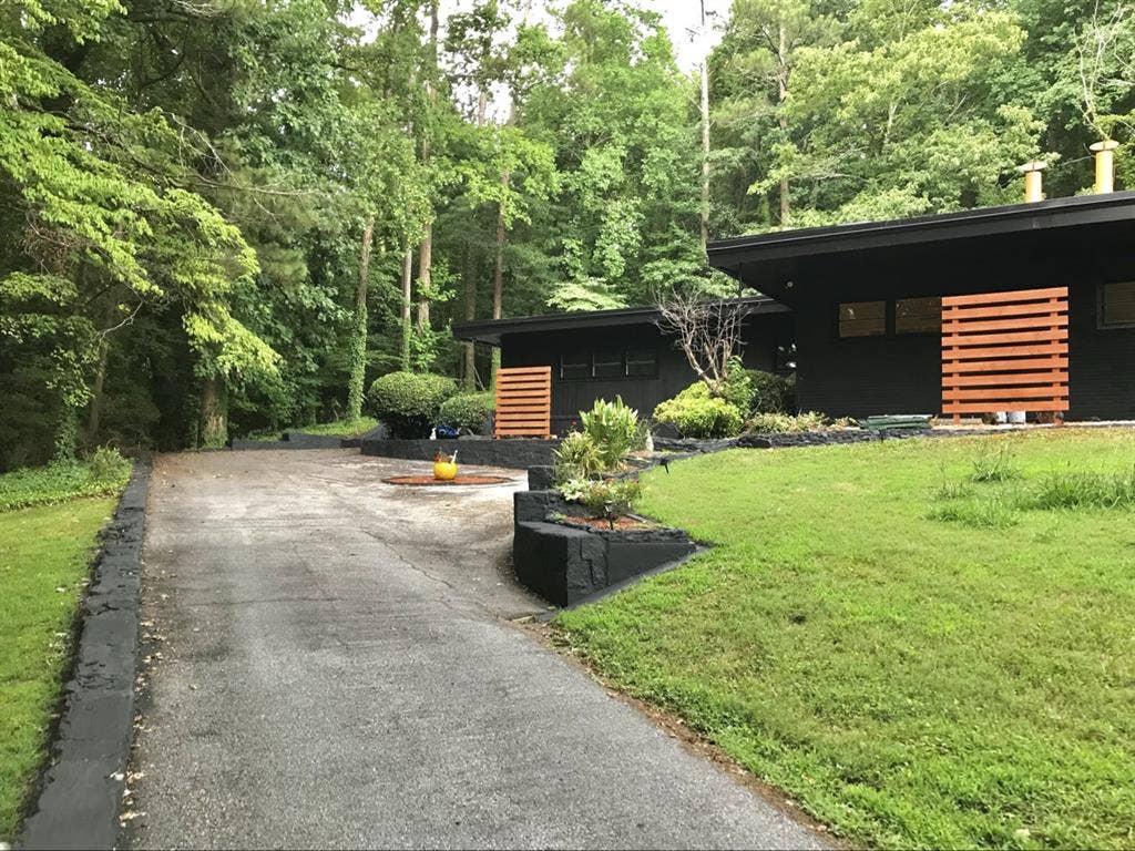 Large room available immediately