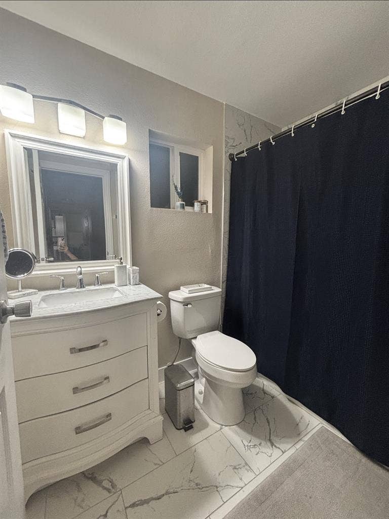 Private room for rent
