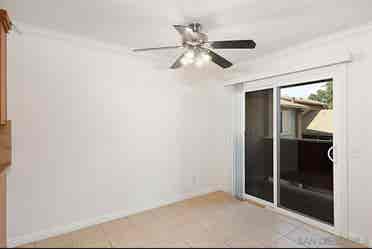 Apt in San Diego College Area