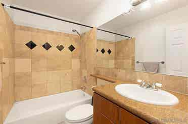 Apt in San Diego College Area