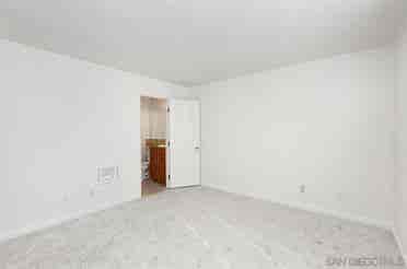 Apt in San Diego College Area