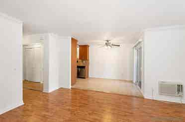 Apt in San Diego College Area