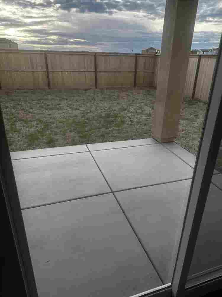 Room Available Now
- Female Roommate