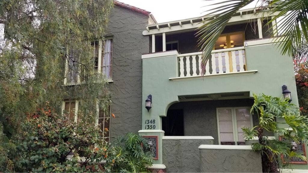 Mid City Private Room Available