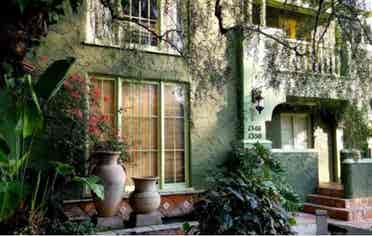 Mid City Private Room Available
