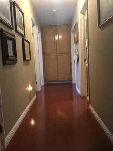 Bay Window: Spacious Furnished Room