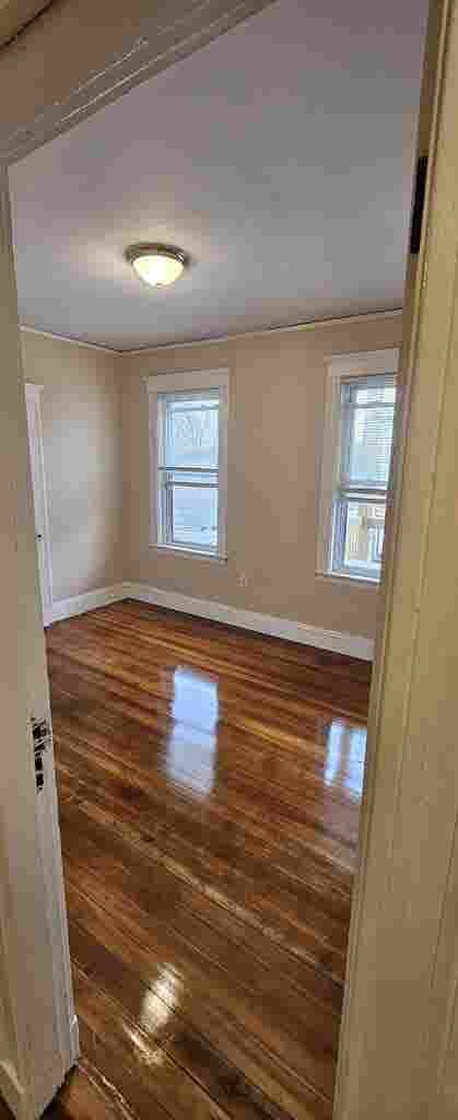 8 min walk to T Jamaica plain 7/1