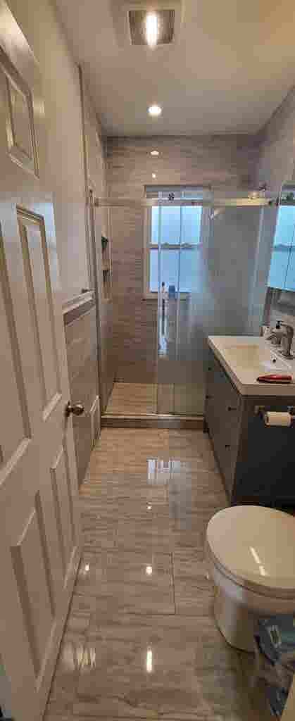 8 min walk to T Jamaica plain 7/1