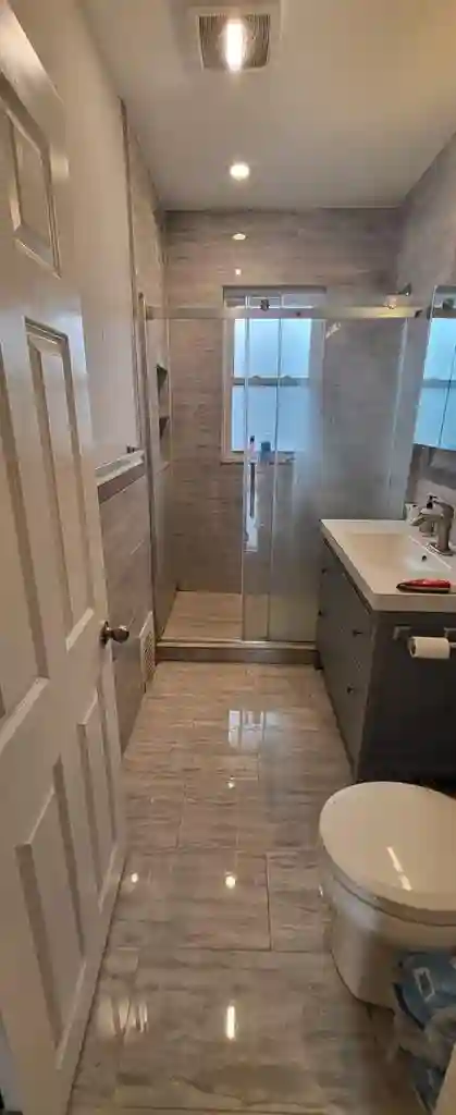 8 min walk to T Jamaica plain 7/1