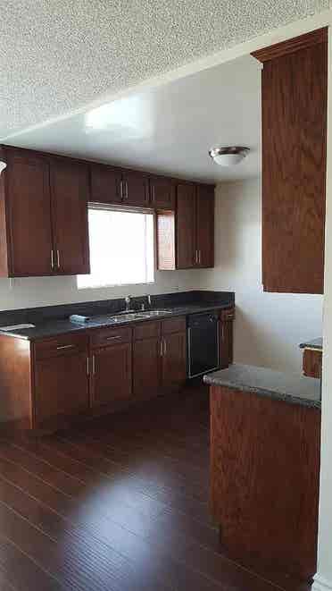 Looking for Roommate | Move-in June
