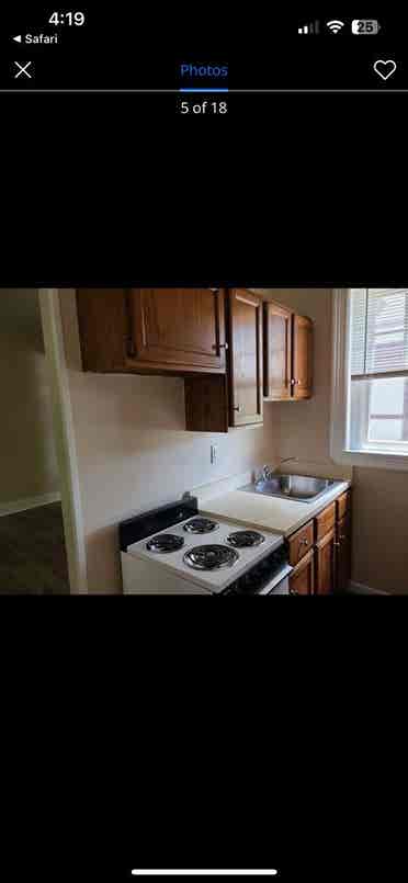 Looking for LGBTQ+ roomie