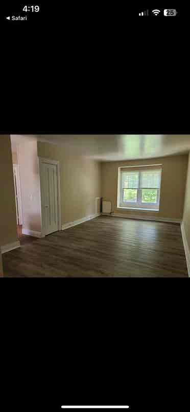 Looking for LGBTQ+ roomie