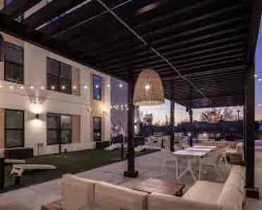 Summer Sublet Savannah GA