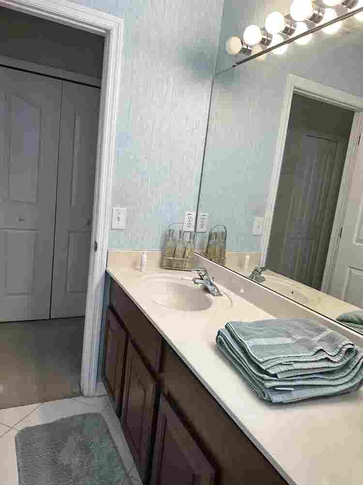 Fully furnished room & private bath
