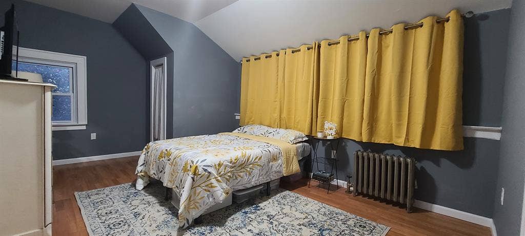 Large Furnished Room in Attic