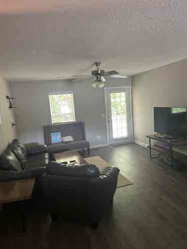 ROOM FOR RENT!  Clemson!