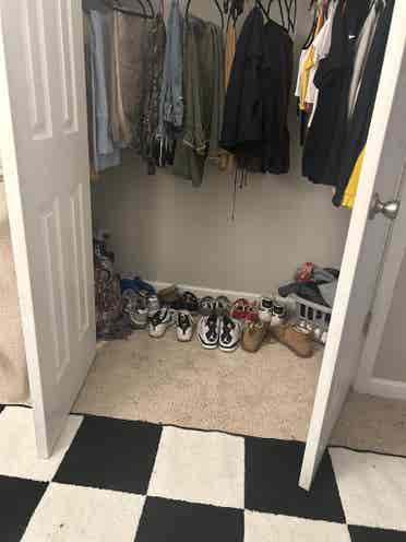 ROOM FOR RENT!  Clemson!