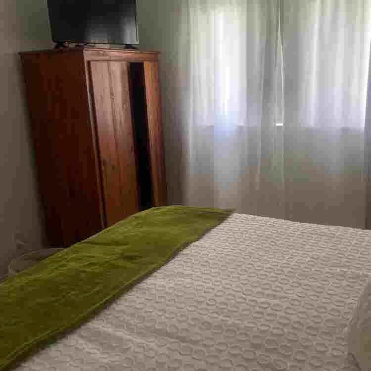 Room available to rent