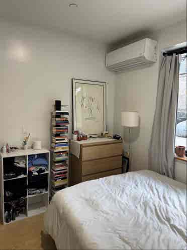 Room with Private Bathroom!