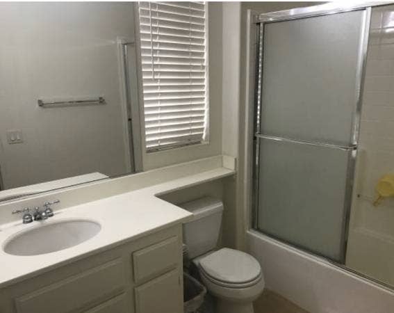 PRIVATE BATH, SAFE, NEAR FWY,