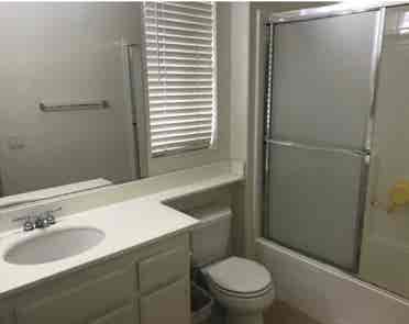 Rent a Room in EXCELLENT COMMUNITY