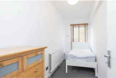 Sublet Room King’s Crosss