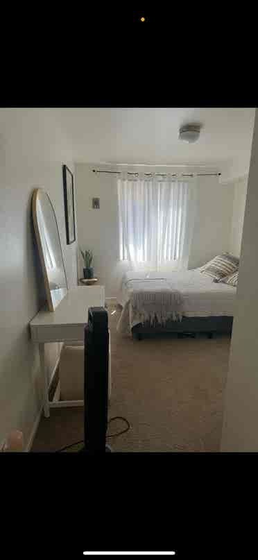 Beautiful room available July 1st