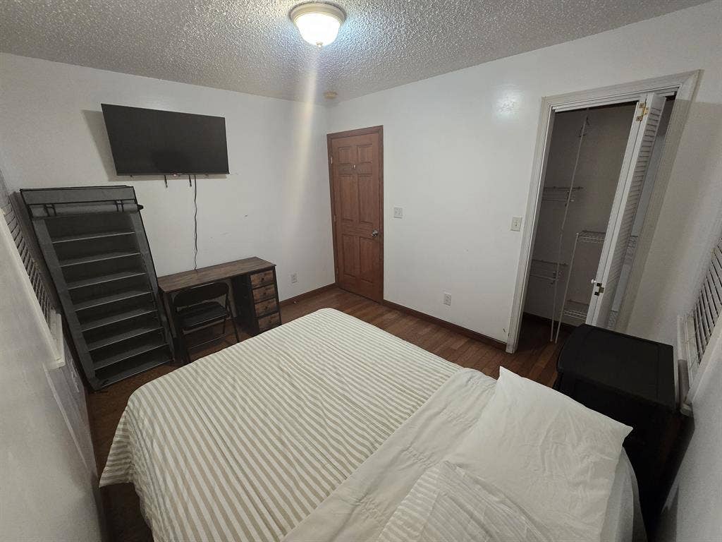 Military/Professionals % WELCOME