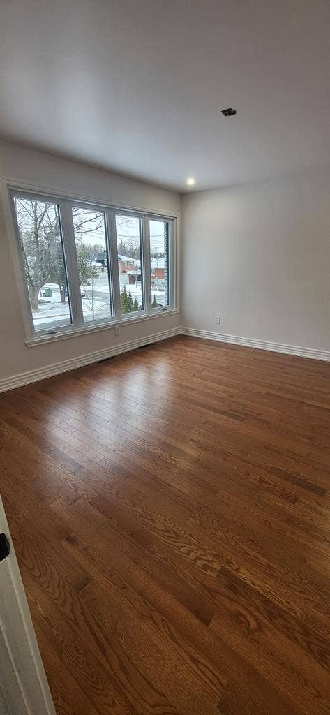 Amazing split levels house for sale