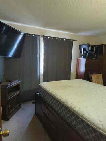 Room for rent in shared housing