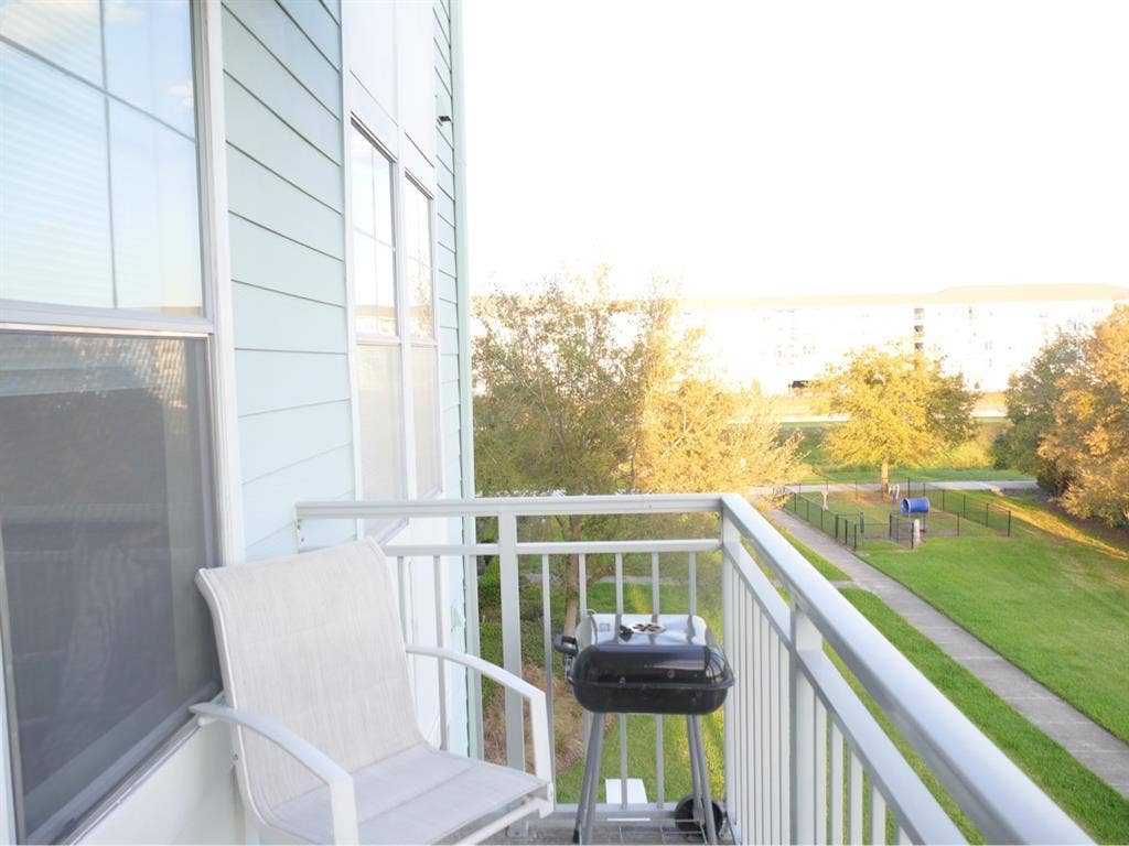 Room by Millenia lakes 2bedroom