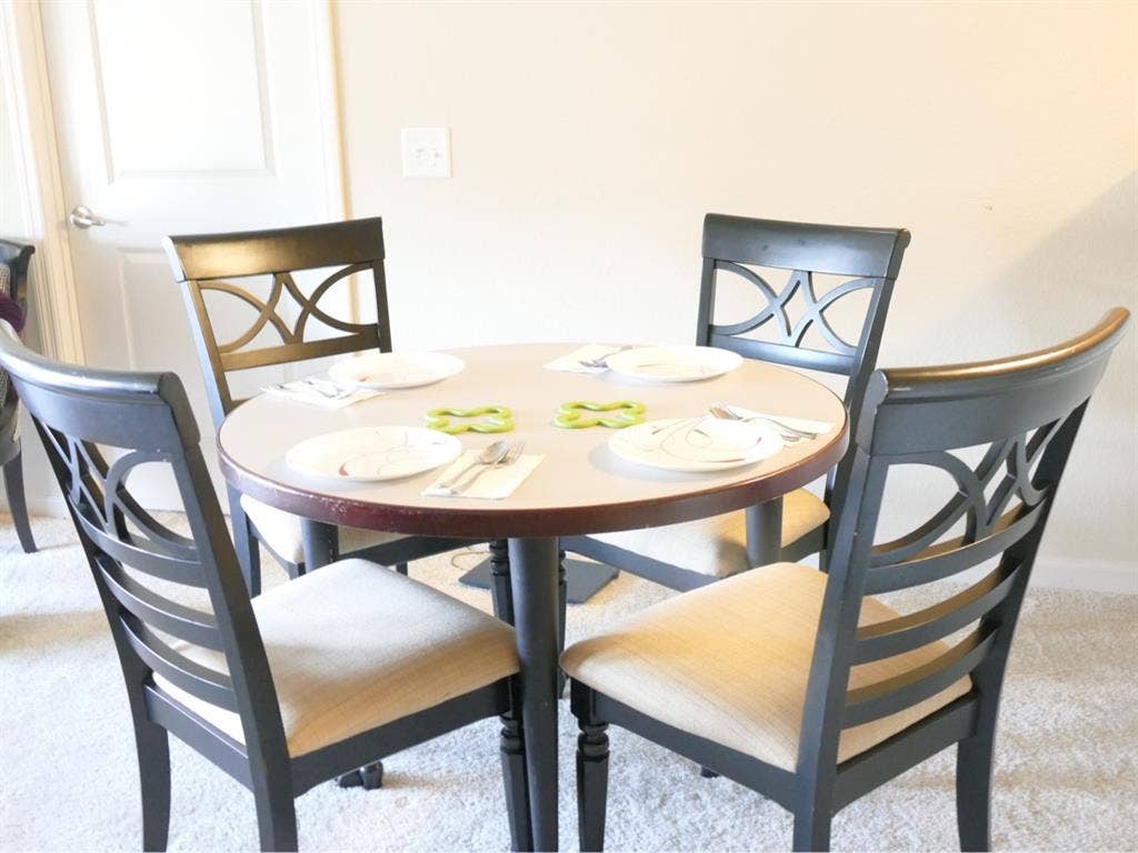 Room by Millenia lakes 2bedroom